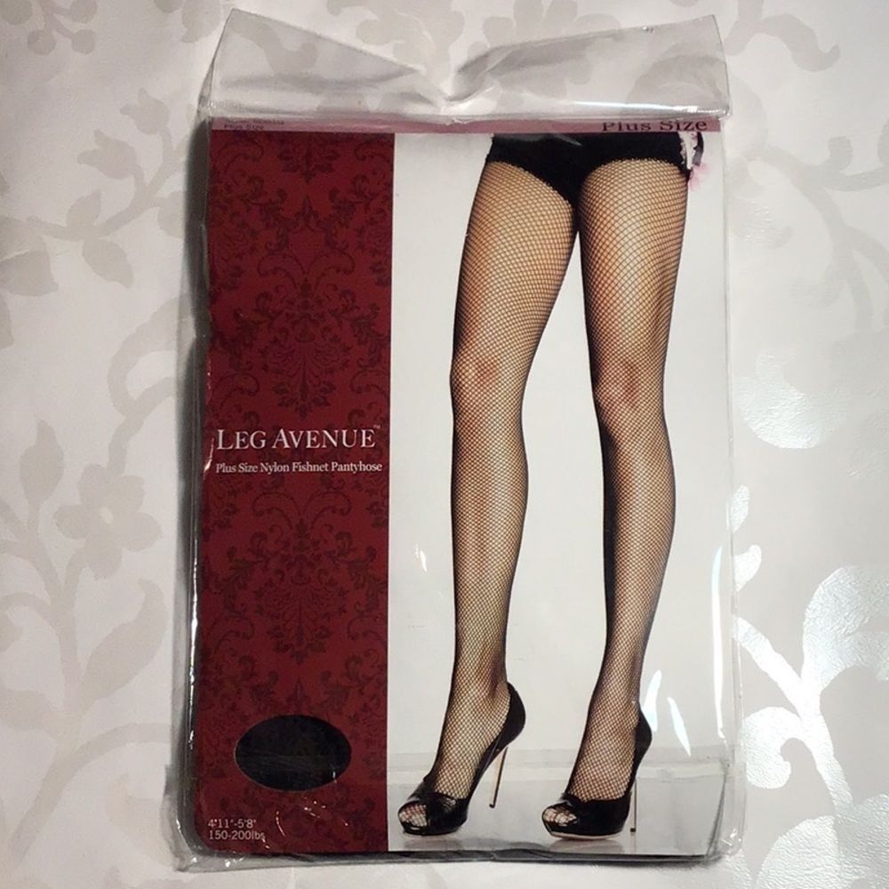 Leg Avenue: Nylon Fishnet Pantyhose Plus Size​ - NEW